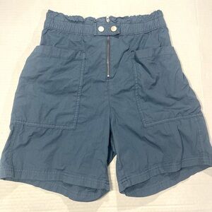 GAP WOMENS SHORTS